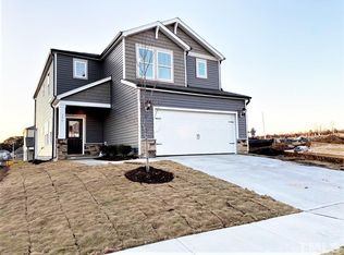 356 Wilbur Lake Dr, Fuquay Varina, NC 27526