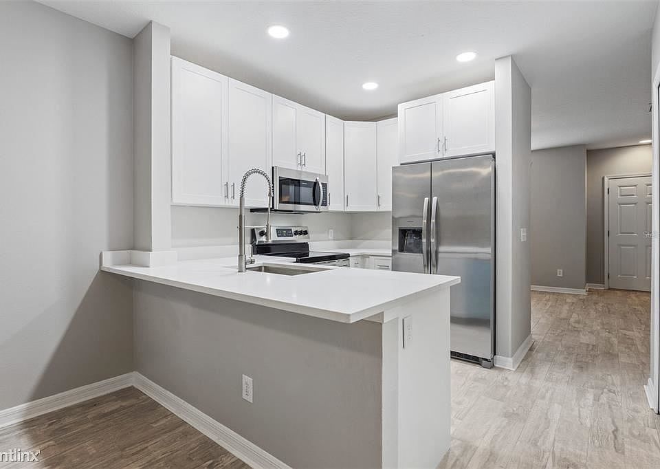 1st image of 1131R Baronscourt Dr
