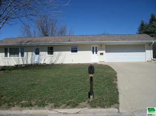 400 Indian St, Cherokee, IA 51012