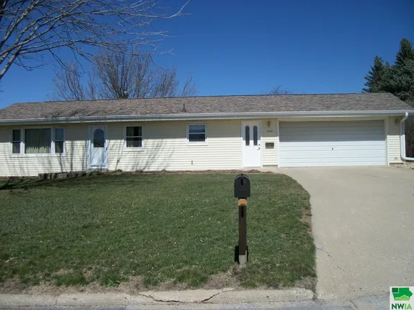 400 Indian St, Cherokee, IA 51012