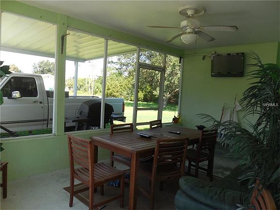 5th image of 3410 Country Club Ln