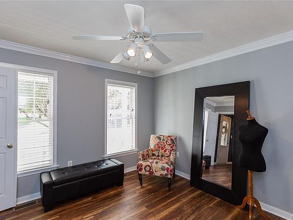 4th image of 12118 Warfield Estates Dr