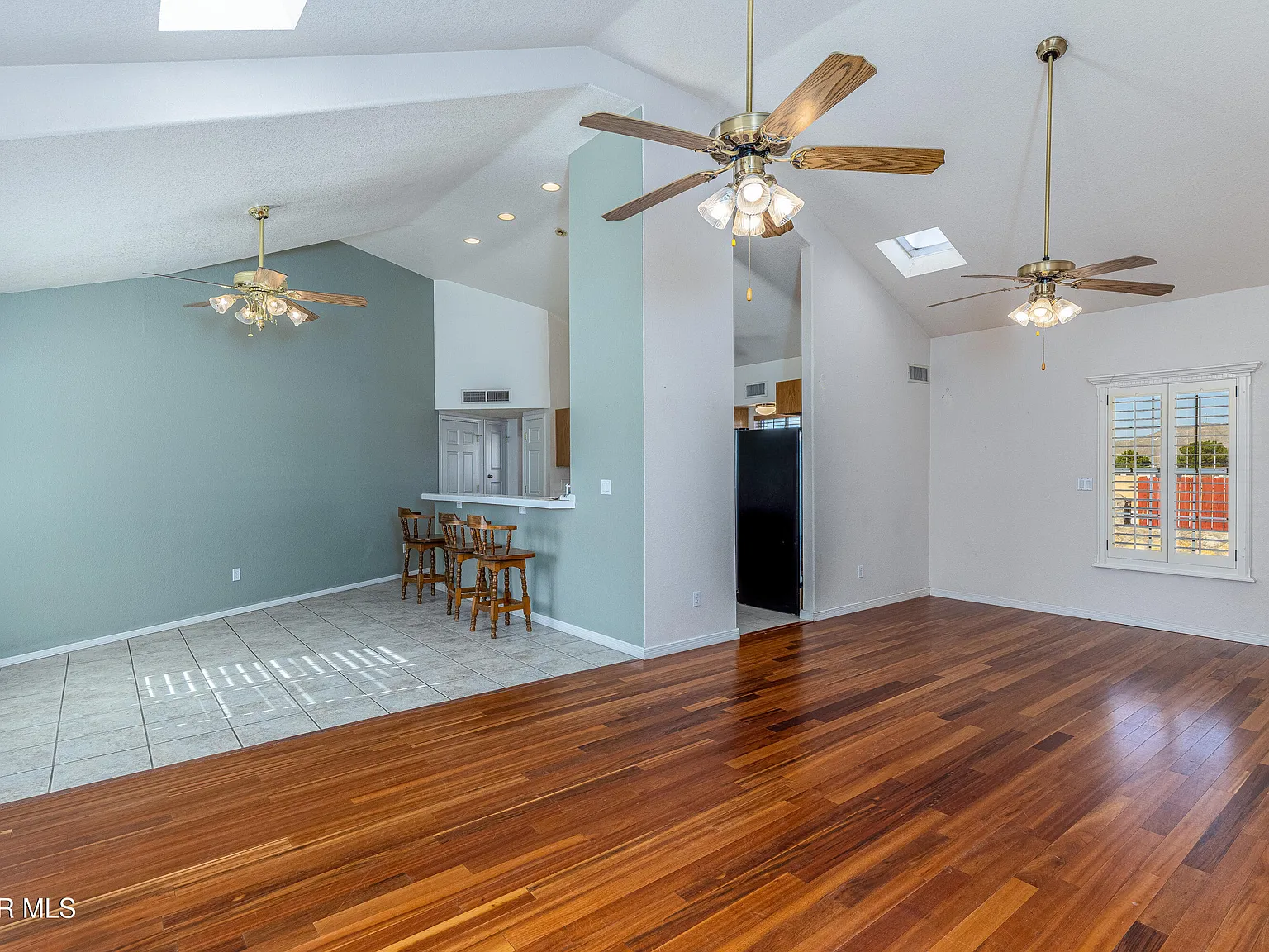 4 bed, 3.5 bath, 1871 sqft, $2,000 — Photo 4