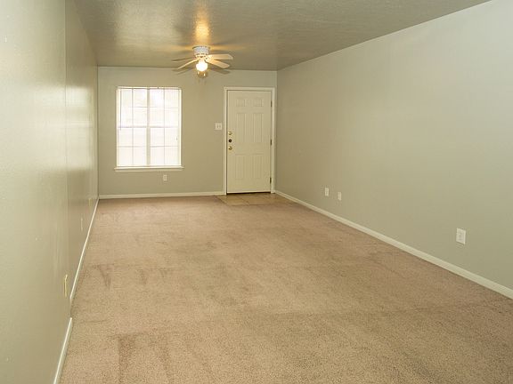 3rd image of 1801 Woodsman Dr APT D