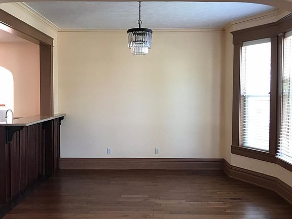 3rd image of 1123 W Nora Ave