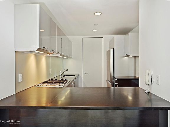 5th image of 350 W 42nd St APT 38D