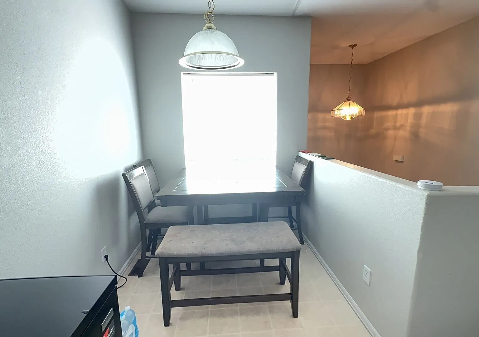 Spacious 3 Bd Townhome With Finished Basement & Fireplace - Water & Trash Included! — Photo 4