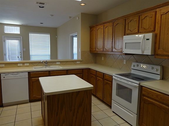 4th image of 3837 Brandywine Ln