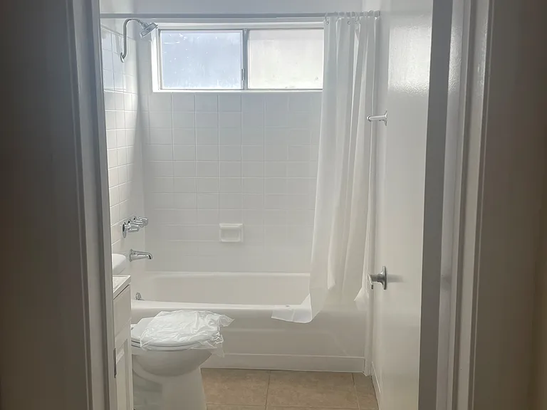 MARGATE VILLA APARTMENTS — Photo 8