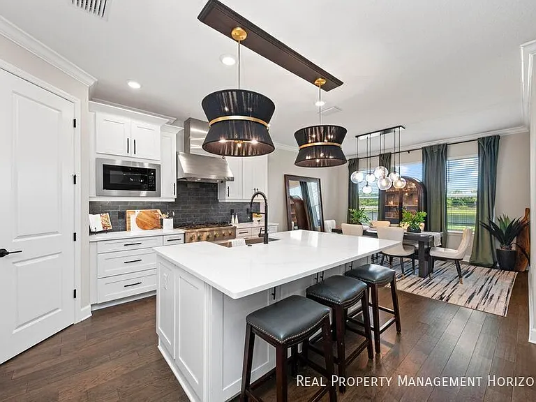 4430 Pond Brook Ct — Photo 13