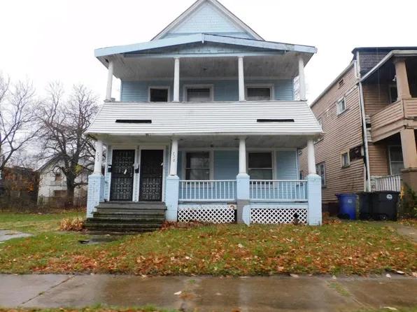 720 E 93rd St, Cleveland, OH 44108