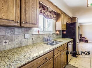 12345 Knox Dr, Carleton, MI 48117