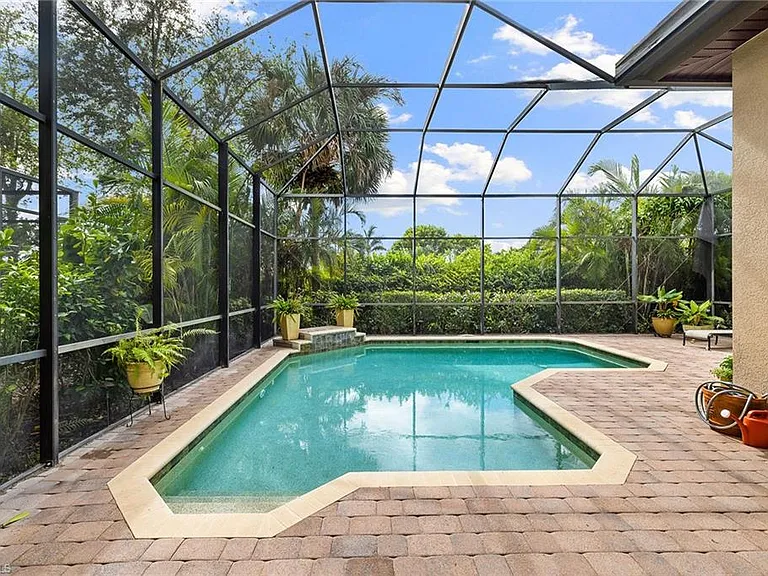 6513 Caldecott Dr — Photo 32