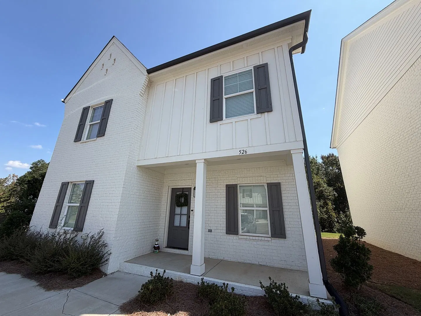 4BR/4.5BA For Rent — Photo 1