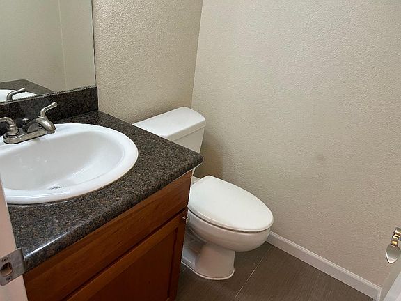 4th image of 501 141st Ave SE APT 28
