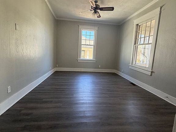 5th image of 150 Arlington Ave