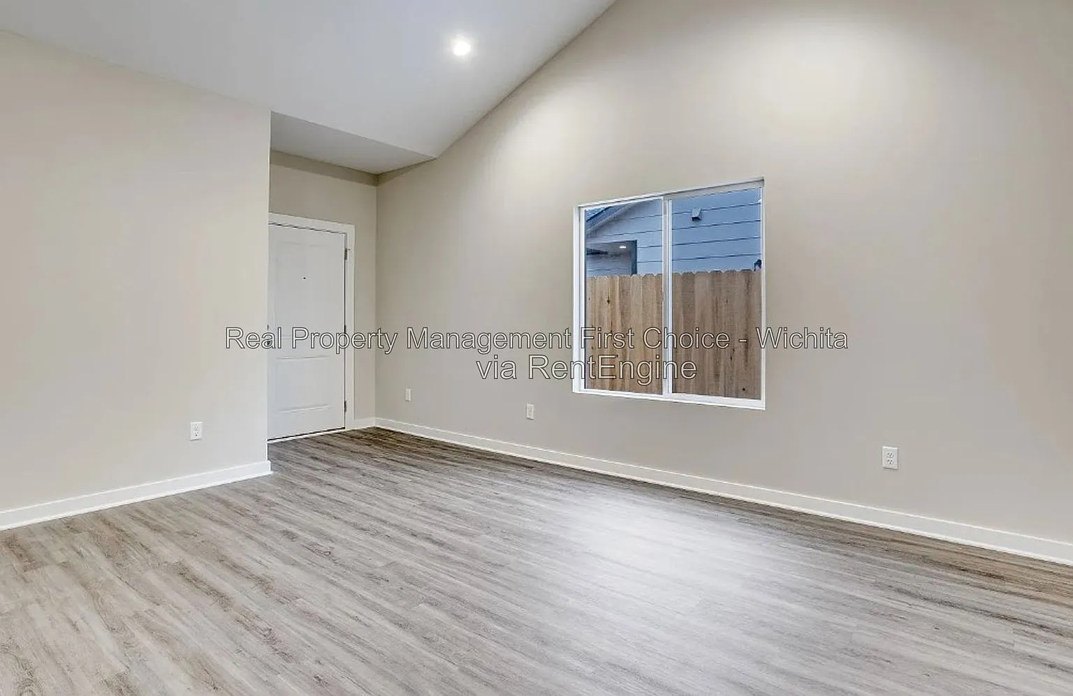 3 bed, 2.0 bath, 1200 sqft, $1,450 — Photo 2