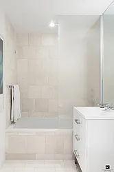 Rented by R New York