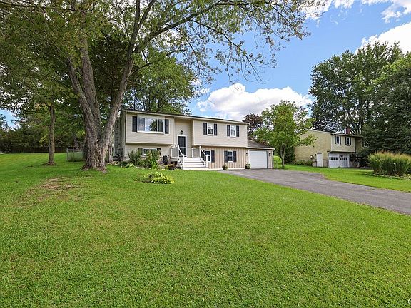 3rd image of 4636 Goldrush Dr