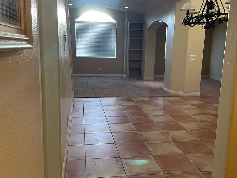 18465 Kalin Ranch Dr — Photo 9
