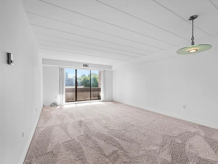 6315 5th Ave #306 — Photo 2