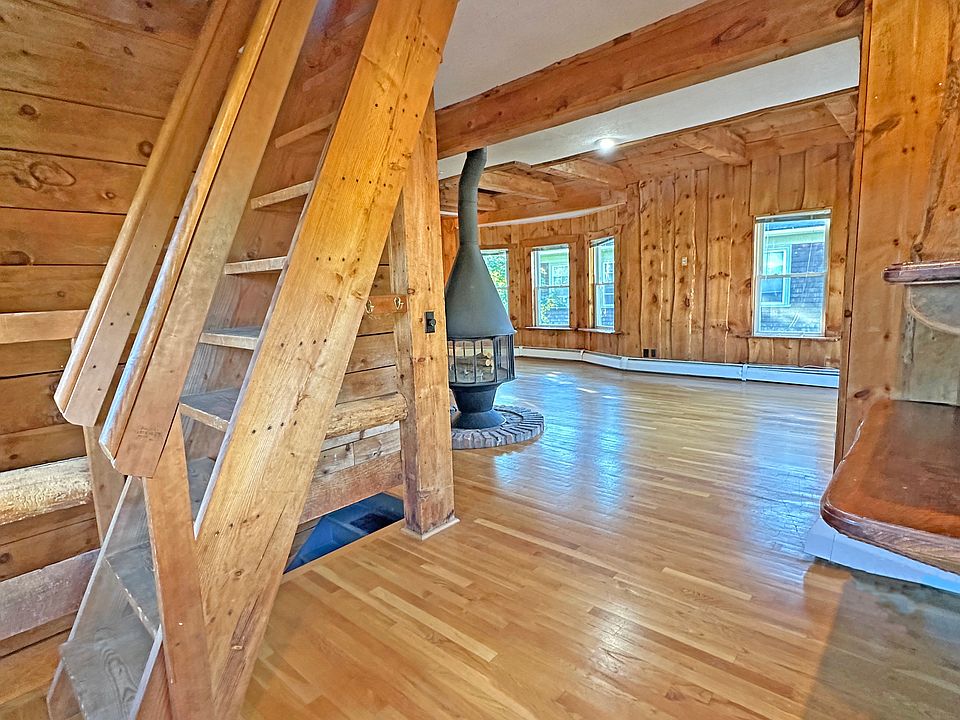 195 Morris Ave Providence RI Zillow