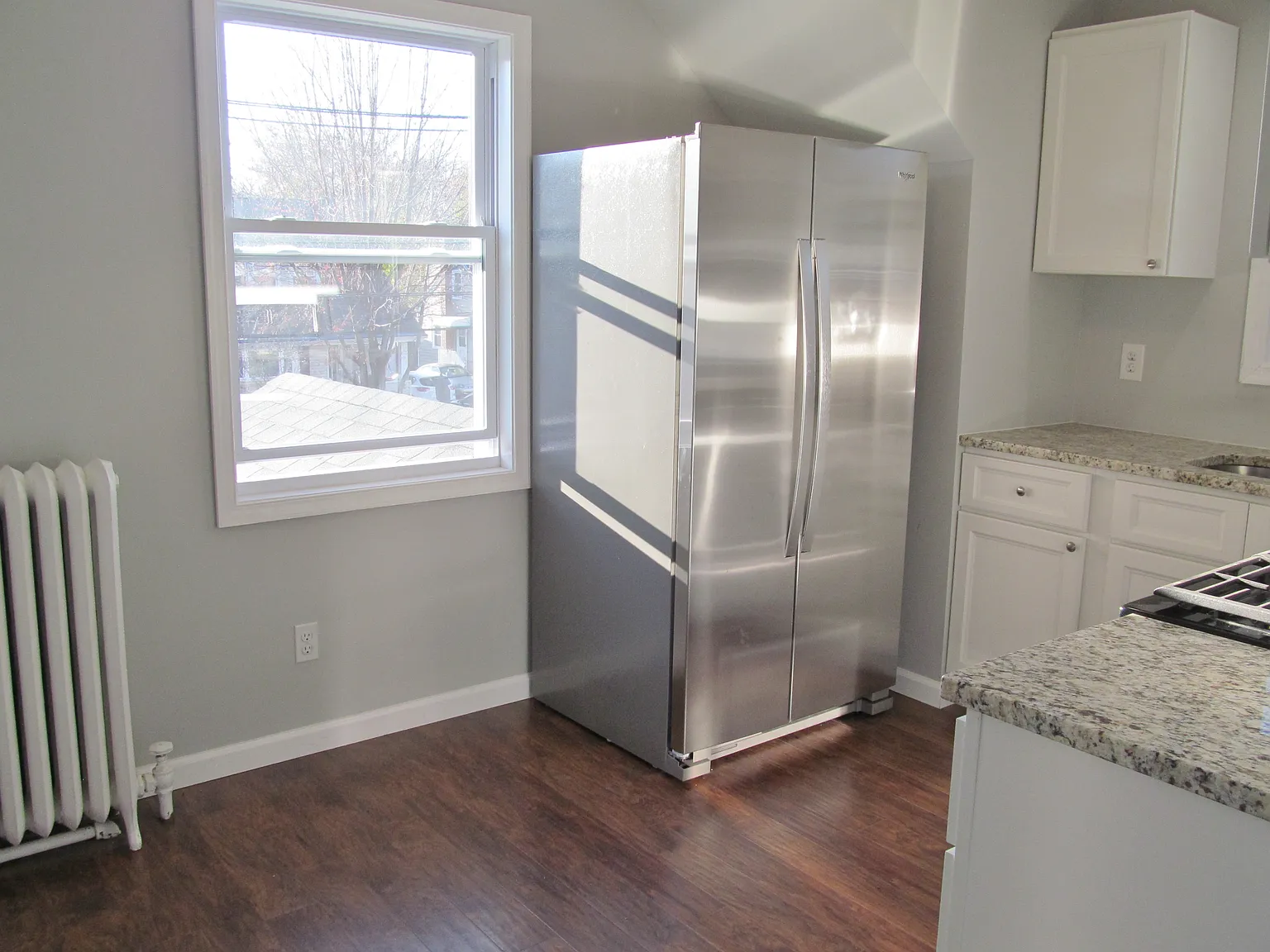 1 bed, 9999 sqft, $2,100 — Photo 2