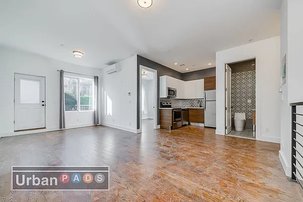 Rented by Urban Pads | media 11