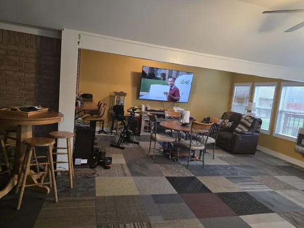 6188 Frances Wood Dr, Bartlett, TN 38135