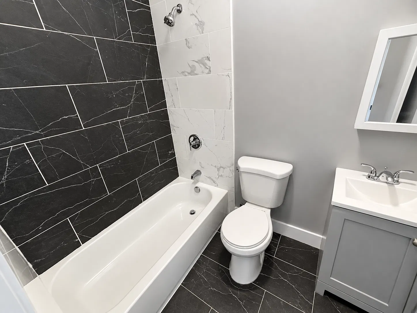 3 bed, 1200 sqft, $2,045 — Photo 3