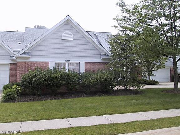 2nd image of 29333 Buckthorn Pl #18