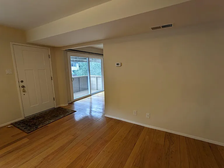 374 Torino Dr — Photo 20
