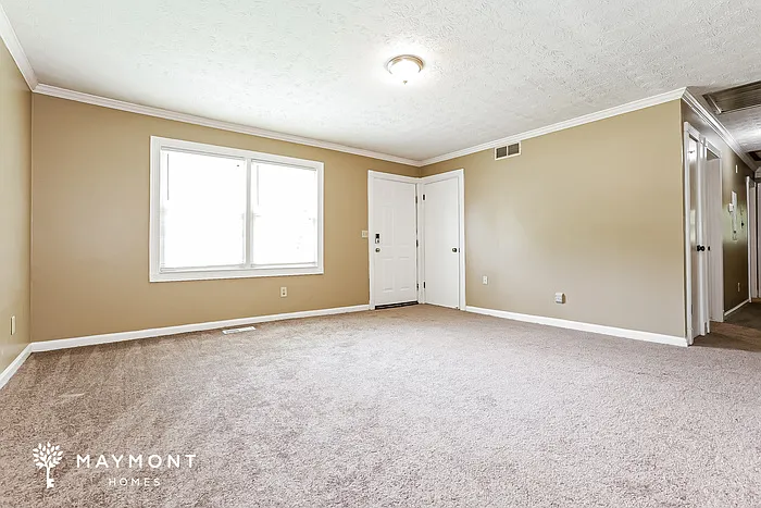 4 bed, 2.0 bath, 1228 sqft, $1,595 — Photo 3