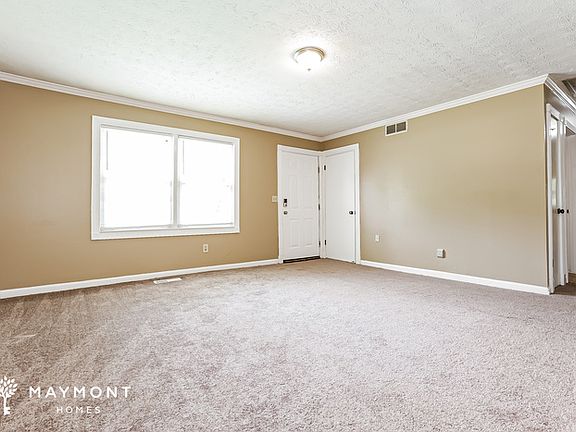 3rd image of 4590 Ridgeview Dr