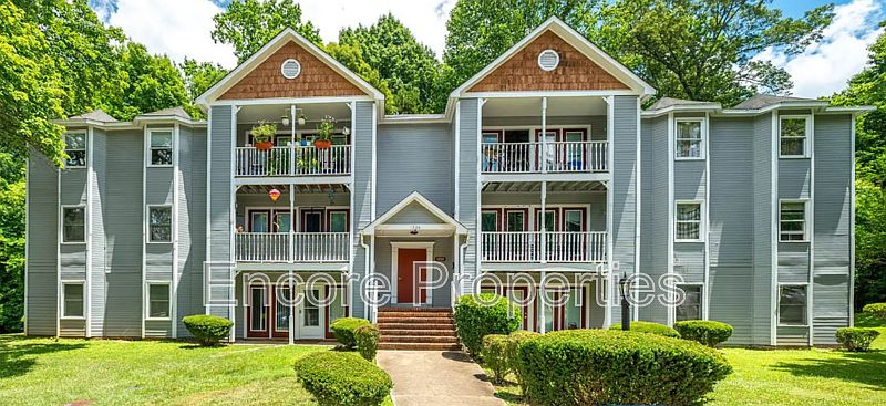 1st image of 1320 Park Glen Dr APT 304