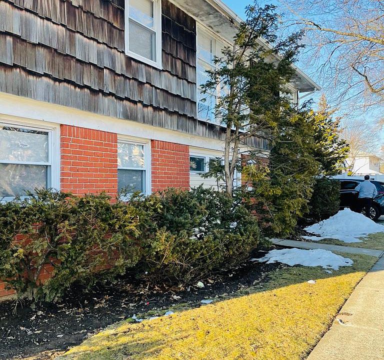 1st image of 511 Tysens Ln #2