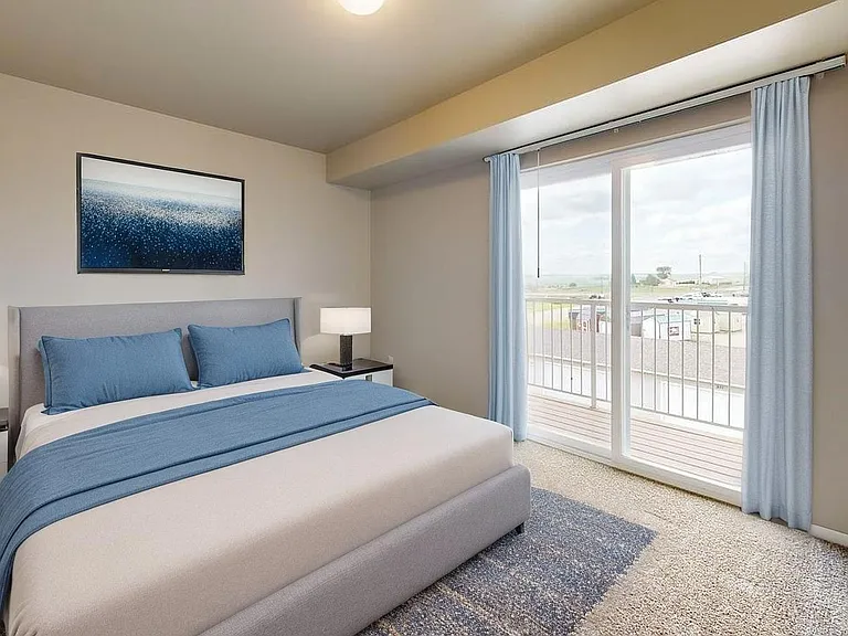 Custer Crossing Apartments — Photo 10