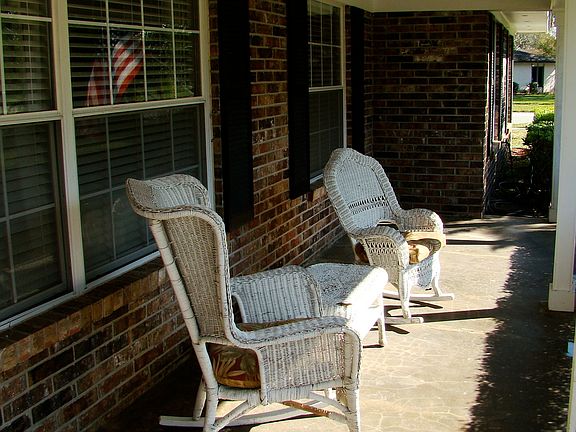 3rd image of 2405 Blackbeard Dr