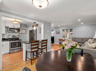 106 Pierce Rd UNIT 106, Watertown, MA 02472