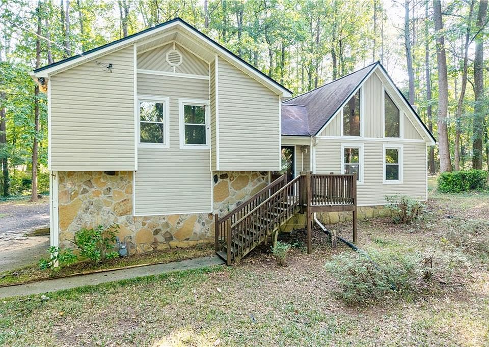 1st image of 2622 Sheffield Ct SW