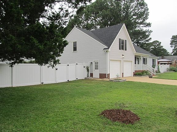 3rd image of 4001 Silverwood Blvd