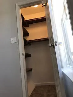 Closet 2nd Bedroom-Freshly Painted/New Carpet/New Windows/Ne