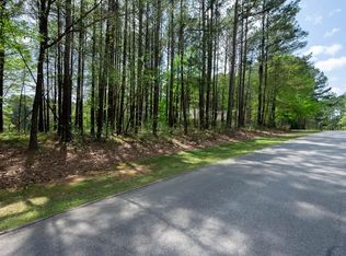 1070 Golf View Ln, Greensboro, GA 30642