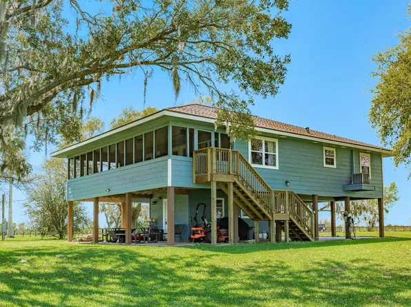 1113 Rio Vista Dr, Brazoria, TX 77422