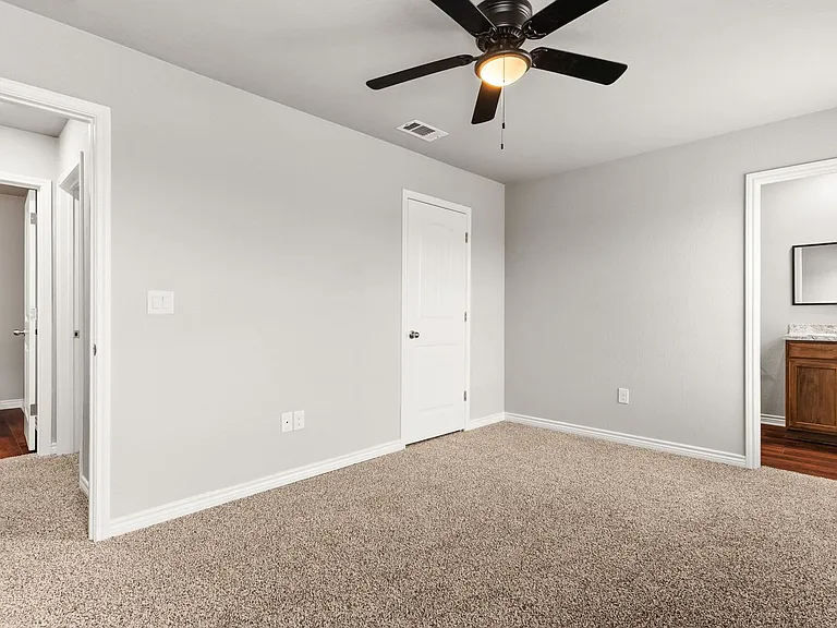 304 Blair St — Photo 24