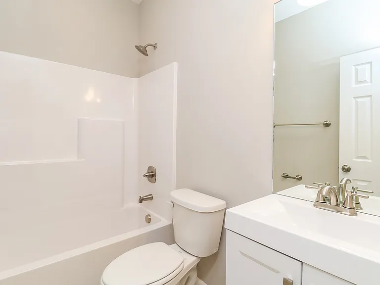 216 Sycamore Cove Rd — Photo 13