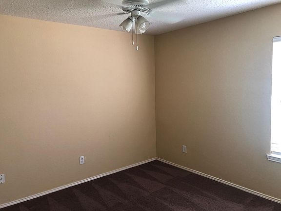 5th image of 904 Beaver Creek Dr