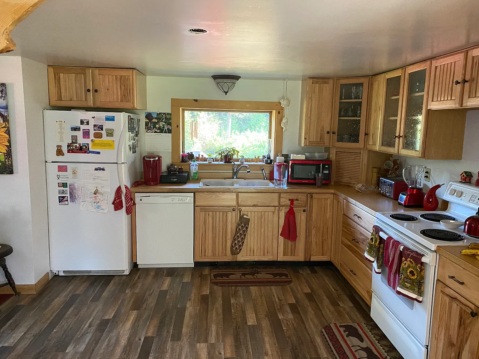 2 bed, 1250 sqft, $2,350 — Photo 4