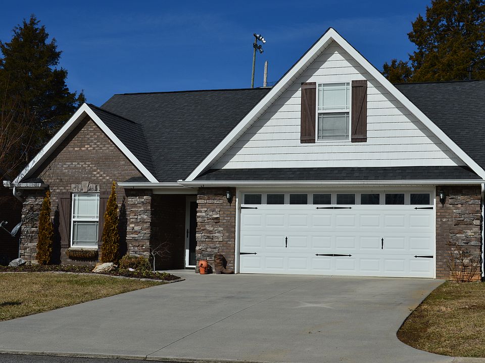 1st image of 7636 Applecross Rd
