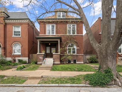 3321 Pestalozzi St, Saint Louis, MO, 63118